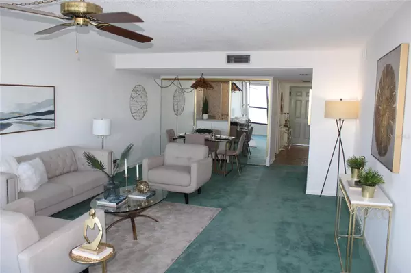 Dunedin, FL 34698,300 WOODETTE DR #202B