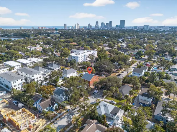 St Petersburg, FL 33704,939 19TH AVE N