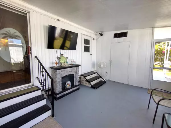 Pinellas Park, FL 33781,82015 A ST N #15