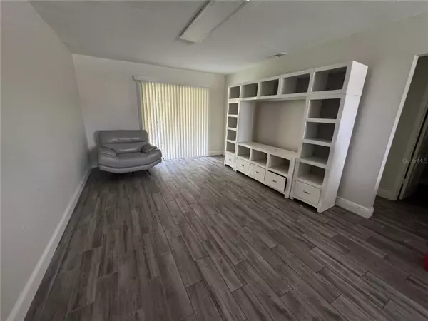 Tampa, FL 33615,7602 TIMBERSTONE DR #H