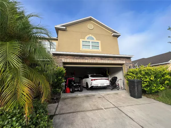 Dade City, FL 33525,13331 WATERFORD CASTLE DR