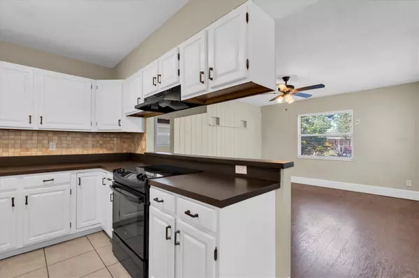 St Petersburg, FL 33703,618 GLENOAK ST N