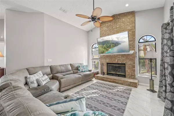 Spring Hill, FL 34608,1285 HENRY AVE