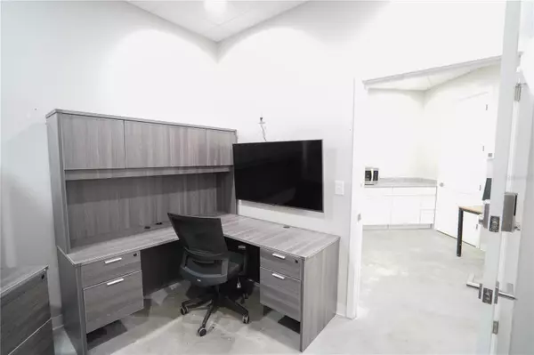 St Petersburg, FL 33713,2548 30TH AVE N