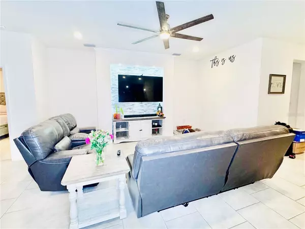 San Antonio, FL 33576,10801 TALLY FAWN LOOP