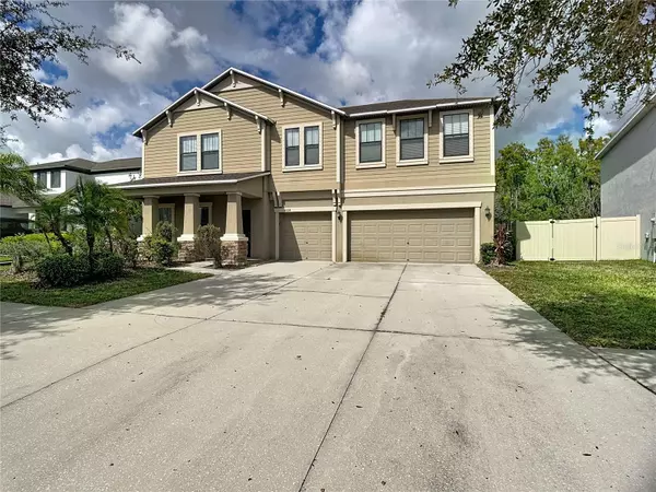 5004 BELLA ARMONIA CIR, Wimauma, FL 33598