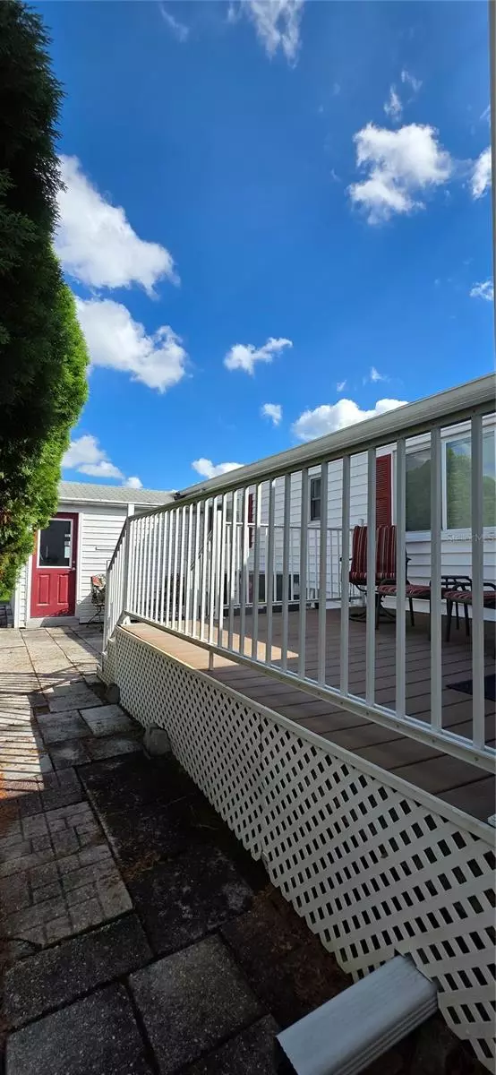 Zephyrhills, FL 33542,5244 MOHAWK ST