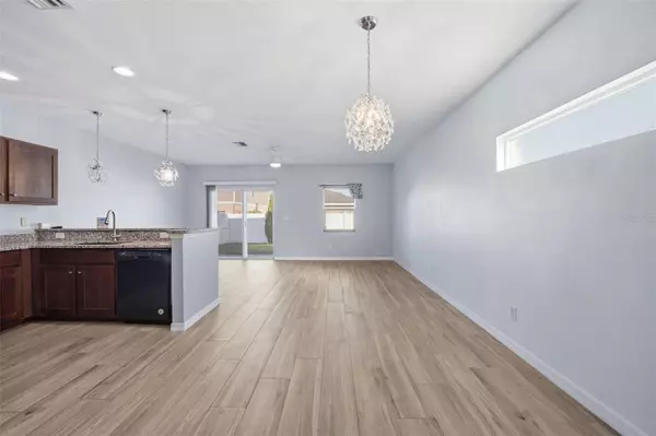 Bradenton, FL 34208,4035 11TH ST E