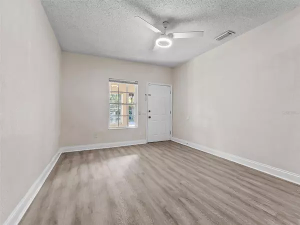 Tampa, FL 33604,8210 N KLONDYKE ST #1