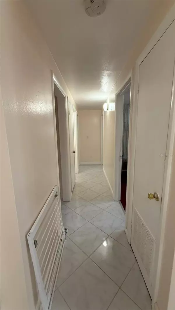 Zephyrhills, FL 33542,5754 9TH ST