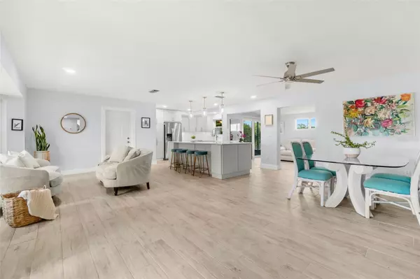 St Petersburg, FL 33710,3159 61ST LN N