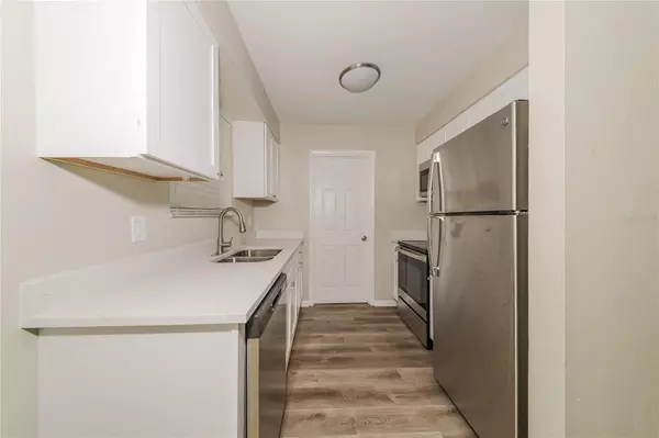 Bradenton, FL 34207,316 59TH AVENUE TER W