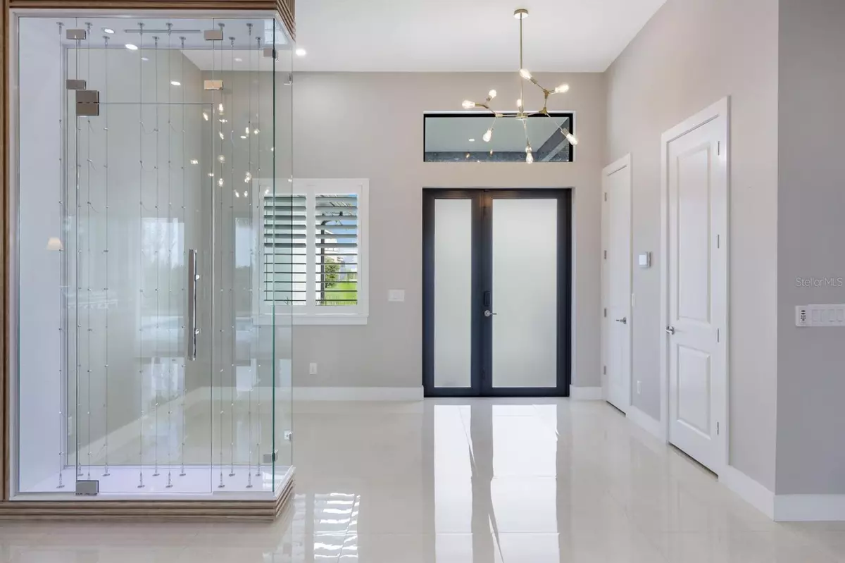 Cape Coral, FL 33991,2106 SW 4TH ST