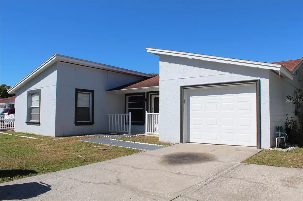 Tampa, FL 33615,10115 WHEATLEY HILLS CT