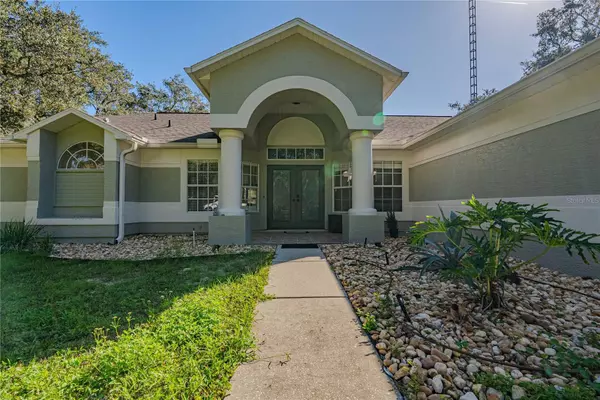 14214 CINNAMAN LN, Weeki Wachee, FL 34614