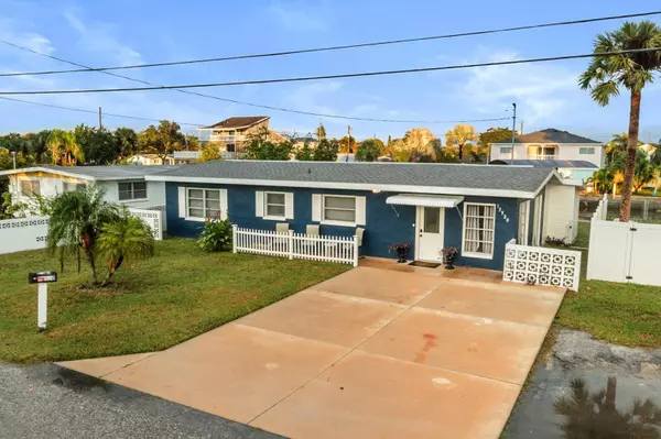 Hudson, FL 34667,13920 BERKOWITZ AVE