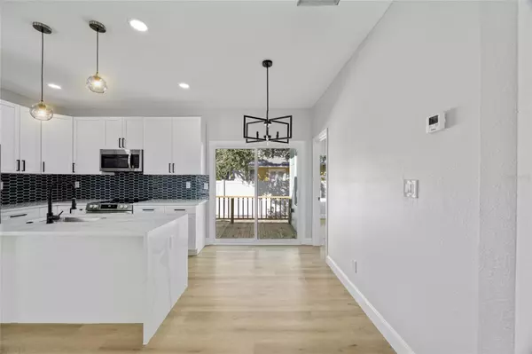 Clearwater, FL 33755,108 KENWOOD AVE