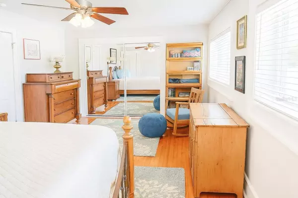 St Petersburg, FL 33713,4760 4TH AVE N