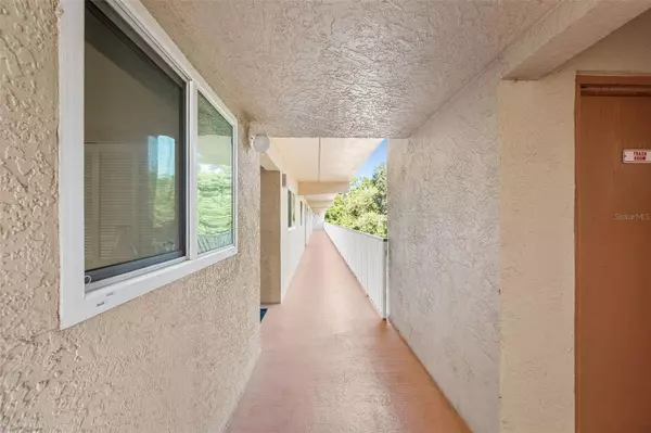 Seminole, FL 33776,9510 HARBOR GREENS WAY #305