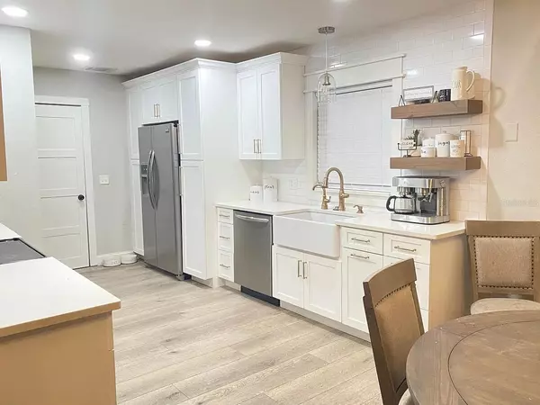 Tampa, FL 33635,9009 BANA VILLA CT