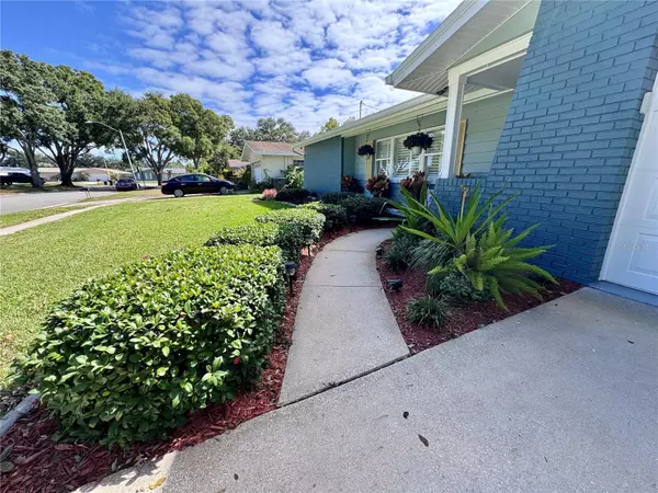 Clearwater, FL 33764,2445 GLENANN DR