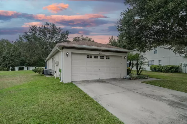 Wesley Chapel, FL 33543,4210 BETHPAGE CT