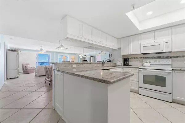 North Redington Beach, FL 33708,17200 GULF BLVD #503