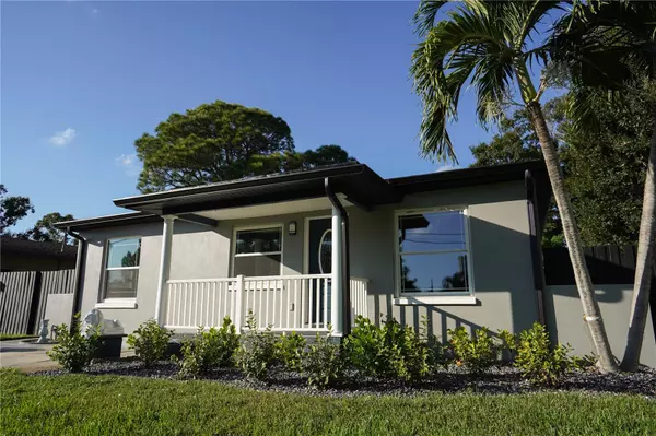 5817 DARTMOUTH AVE N, St Petersburg, FL 33710