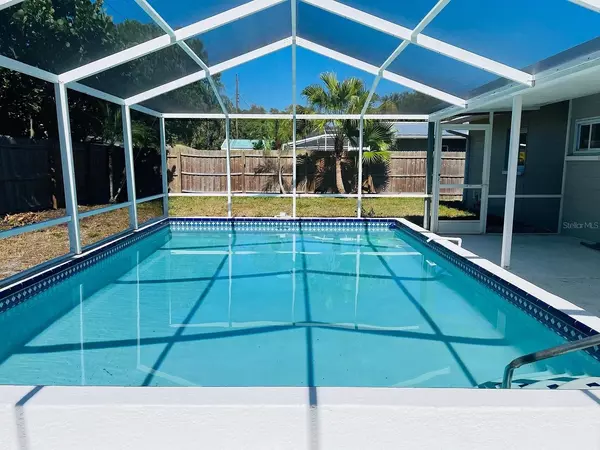 St Petersburg, FL 33703,6690 17TH ST N