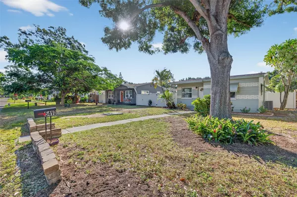 Gulfport, FL 33707,5410 19TH AVE S