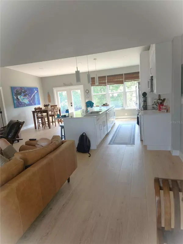 St Petersburg, FL 33702,9101 SUN ISLE DR NE