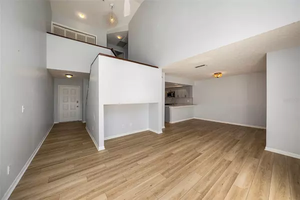 Tampa, FL 33614,4008 CIRCLEWOOD CT