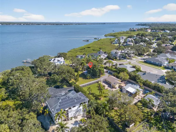 Safety Harbor, FL 34695,5 MAR BAY LN