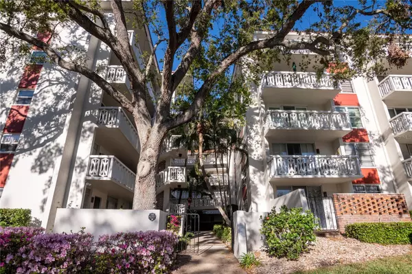 Clearwater, FL 33764,2630 PEARCE DR #104