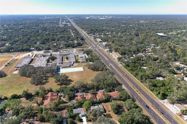 Temple Terrace, FL 33617,6953 E FOWLER AVE