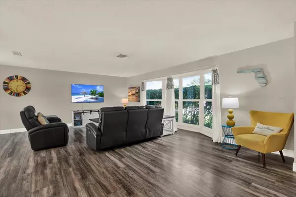 Seminole, FL 33776,8310 140TH ST