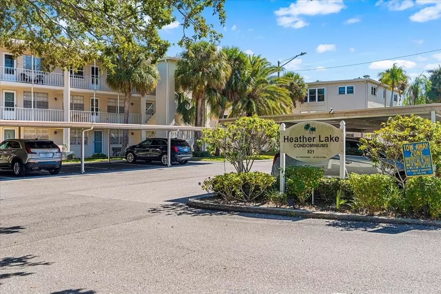 821 PATRICIA AVE #202, Dunedin, FL 34698