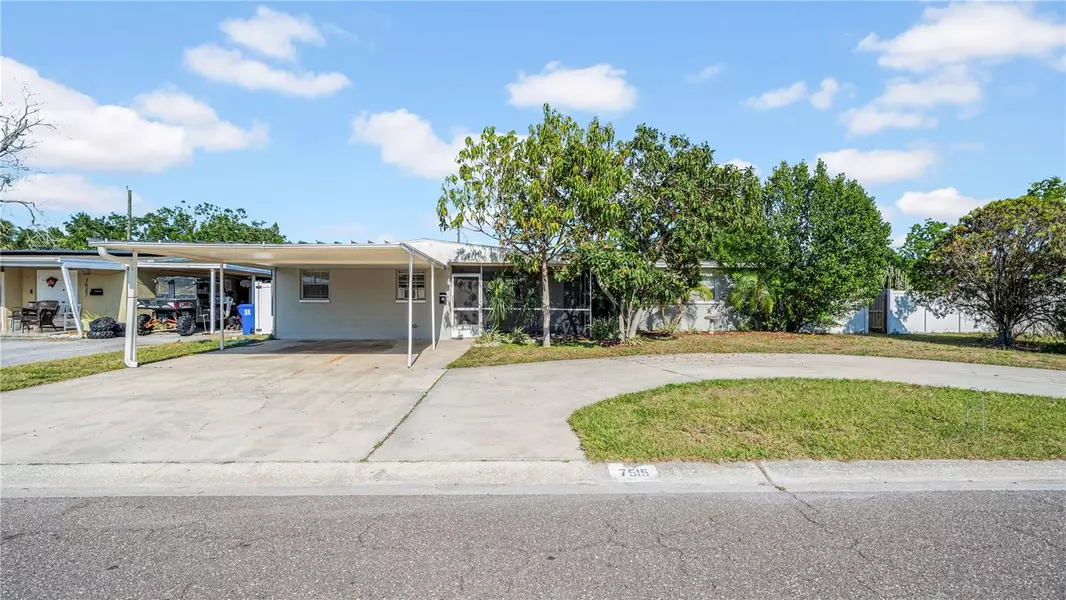 7515 17TH LN N, St Petersburg, FL 33702
