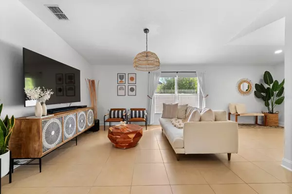 St Petersburg, FL 33713,3801 1ST AVE N