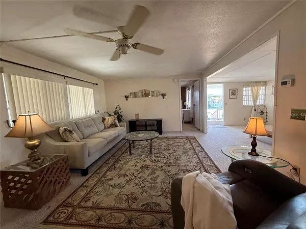 Apollo Beach, FL 33572,123 SAINT KITTS WAY