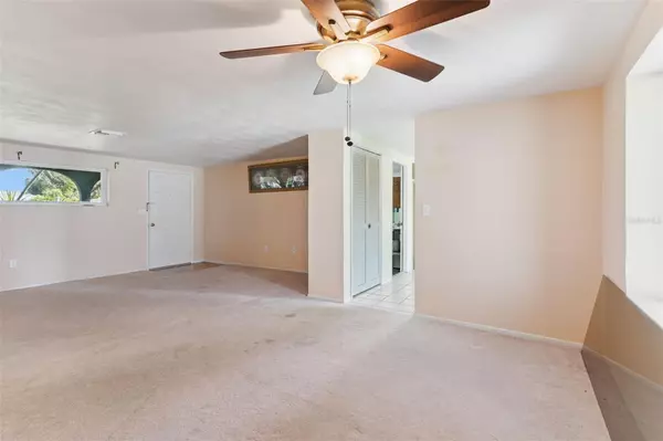 Port Richey, FL 34668,11705 IBIS LN