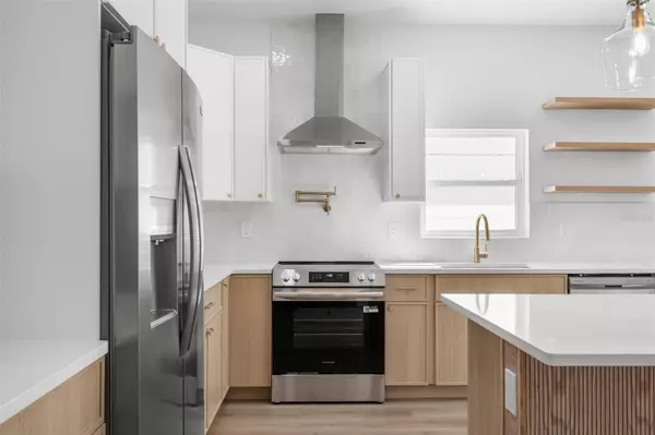 St Petersburg, FL 33713,2525 13TH AVE N