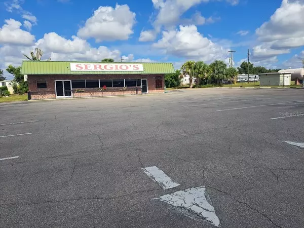 Zephyrhills, FL 33541,35233 STATE ROAD 54