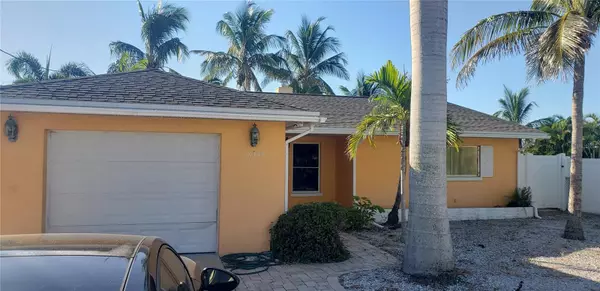 16343 REDINGTON DR, Redington Beach, FL 33708