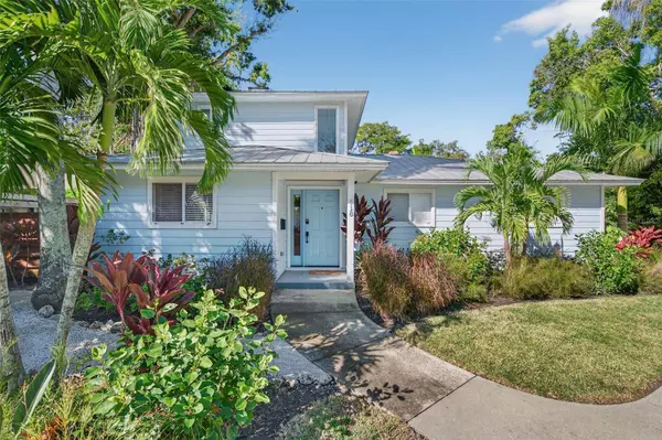 118 27TH ST W, Bradenton, FL 34205