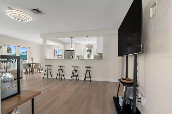 St Pete Beach, FL 33706,281 44TH AVE