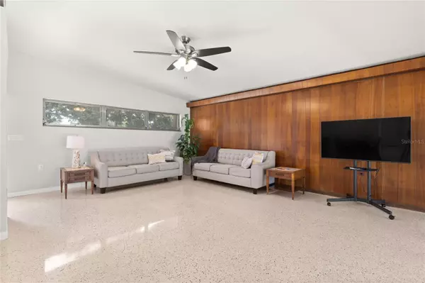 Clearwater, FL 33756,904 S SAN REMO AVE