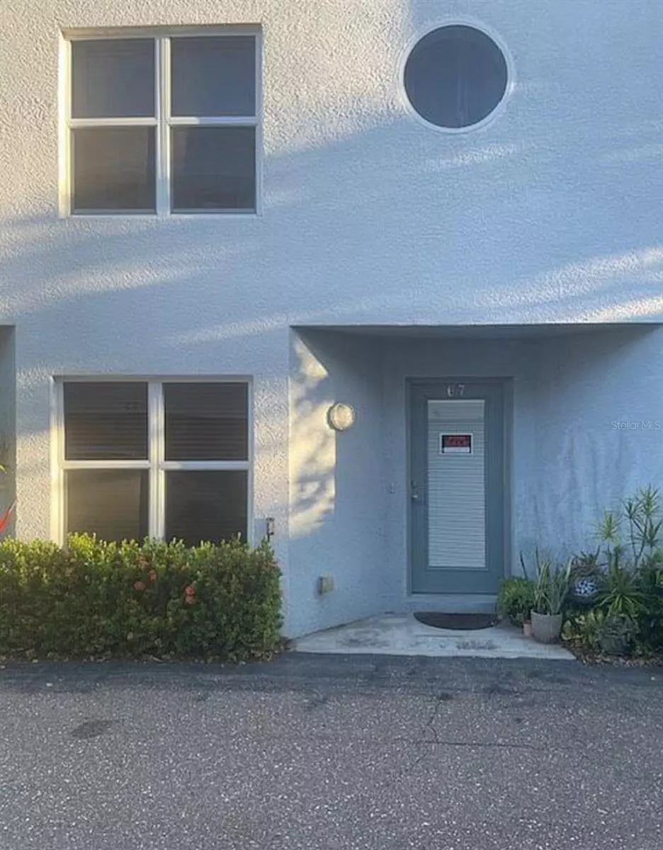 St Petersburg, FL 33705,67 16TH ST S