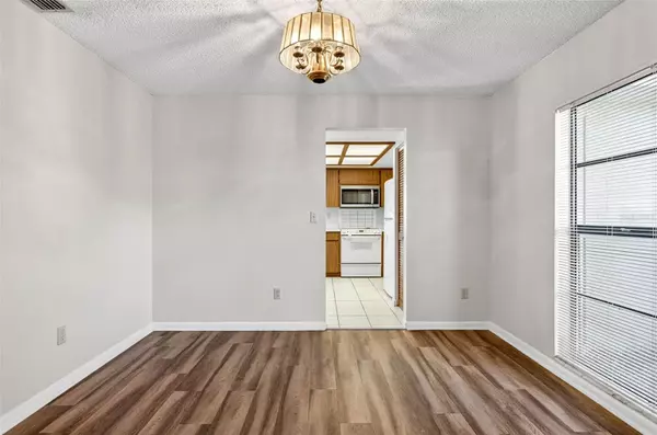 Tampa, FL 33603,5615 N MCKAY AVE