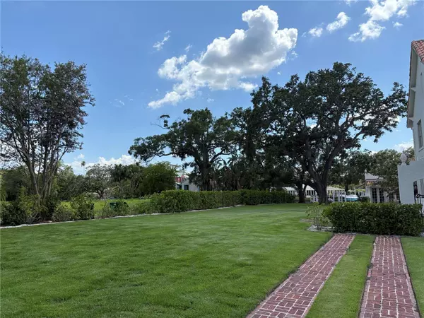 Tampa, FL 33606,418 BLANCA AVE